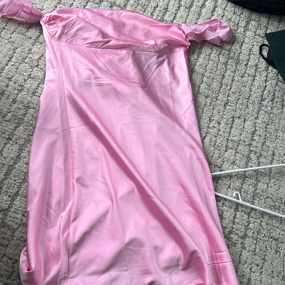 Beginning boutique pink dress